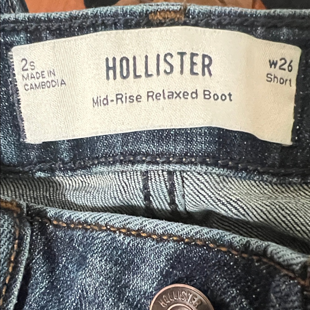 Hollister Blue Denim Mid-Rise Bootcut Jeans 26Short/ 2s
